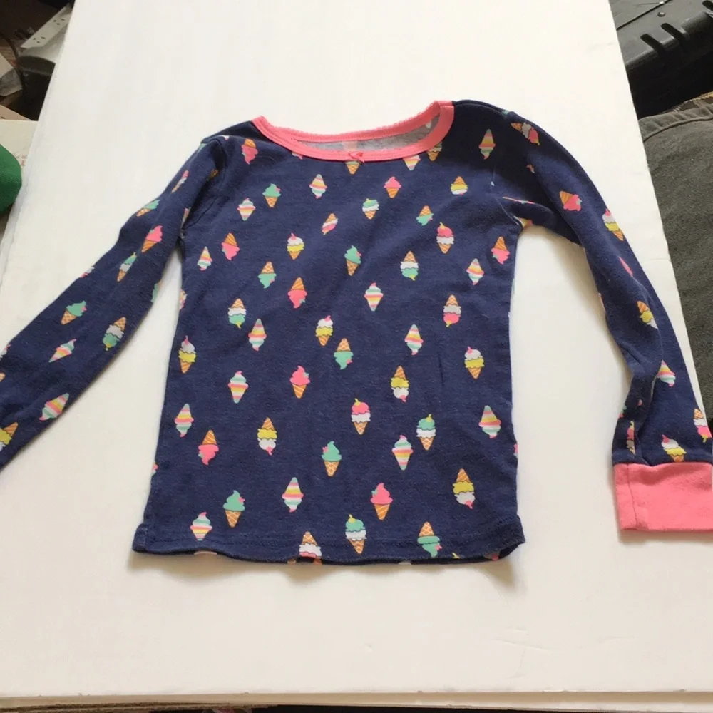 CARTERS ice cream sleep top 6
